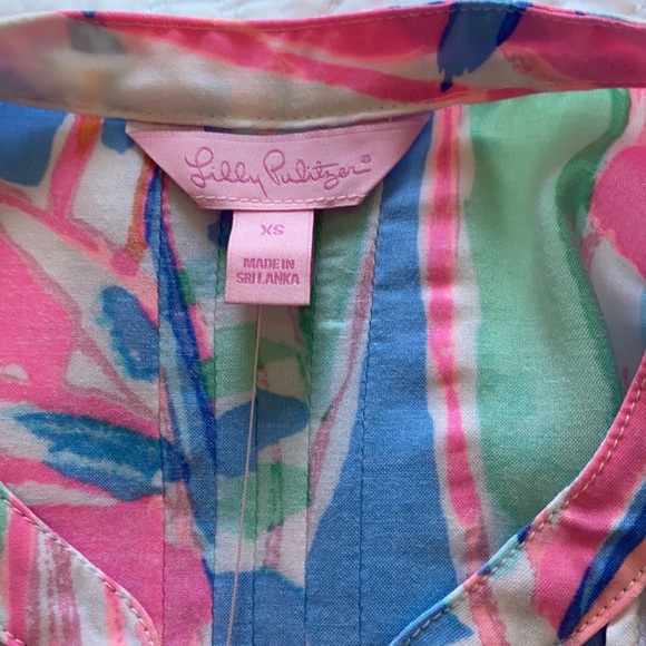 Lilly Pulitzer Sarasota tunic dress. Pattern is “out to sea” - Picture 2 of 4